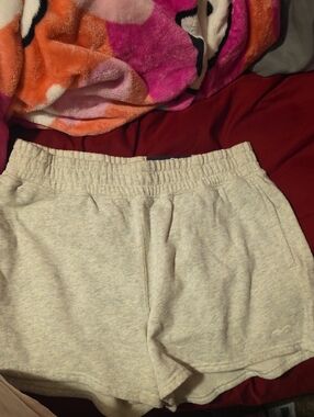 Hollister Light Heather Gray Elastic-Waist Knit Shorts